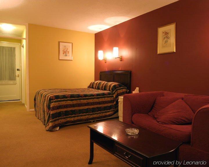 Peaslake Hurtwood Hotel חדר תמונה